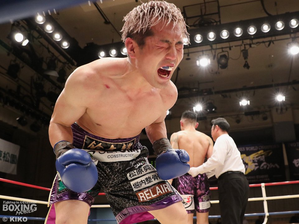 応援ありがとうございました！！
なんとか8R TKOで勝てました！！
大場選手強かったです。キツかったなあ。
さらに上目指すんで精進いたします🙇