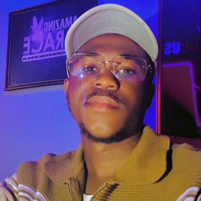 ChilakaJoseph8's tweet photo. #NewProfilePic https://t.co/YI1LzJj8fh