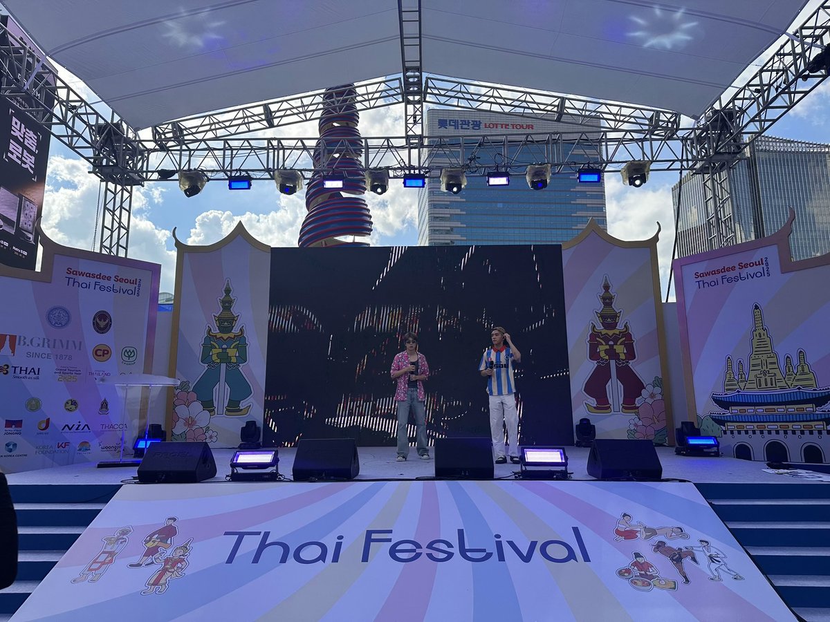 FamPurasaka's tweet photo. งานตั้งแต่ปีที่แล้ว แต่ไม่ได้ลงเก็บไว้สักที ปีนี้อีสคัมมิ่งน้าาาาา @RanyanayP เลทโกกกกกก https://t.co/RHvsG2MvWt