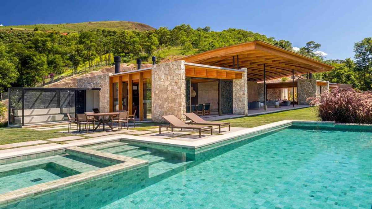 AmazingArchi's tweet image. JCA House,Itaipava, Rio de Janeiro,Brazil by Magarão + Lindenberg Arq
Read more: amazingarchitecture.com/houses/jca-hou…
Photography: Anita Soares Fotografias

#architecture #house #fashion #decor #diy #homedecor #amazingarchitecture #interiordesign #contemporaryhome #modern #residence #designer