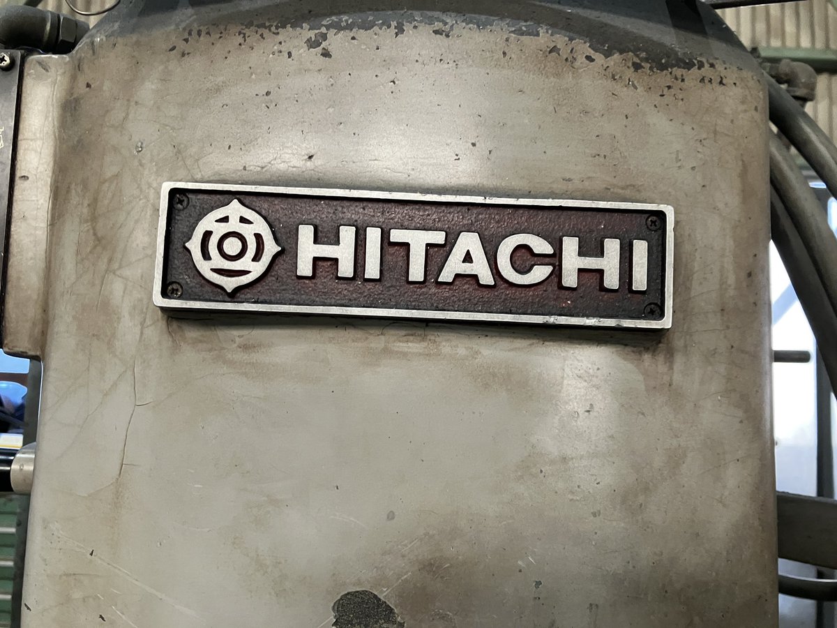 ノコギリ屋根に陽が昇る。 tweet media