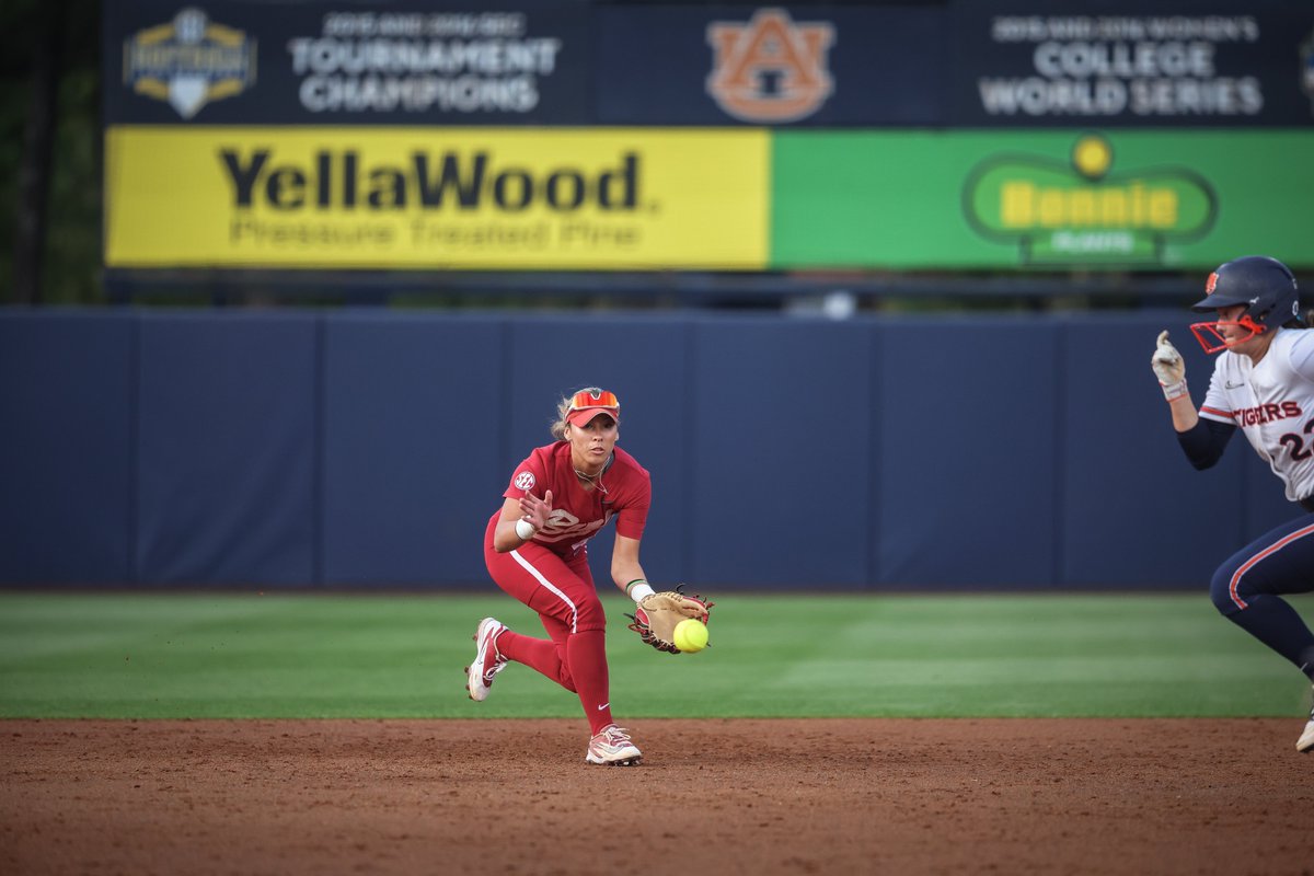 AlabamaSB's tweet photo. E3 | 6⃣4⃣3⃣ double play ends the inning!

Still scoreless

#Team30 #RollTide https://t.co/9FZfoFCAYY