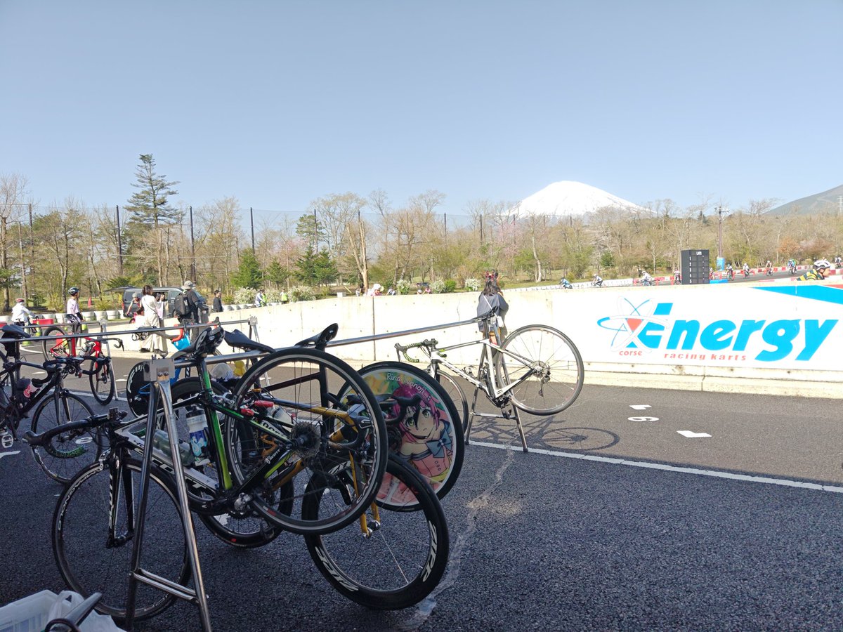 しゃいん tweet media