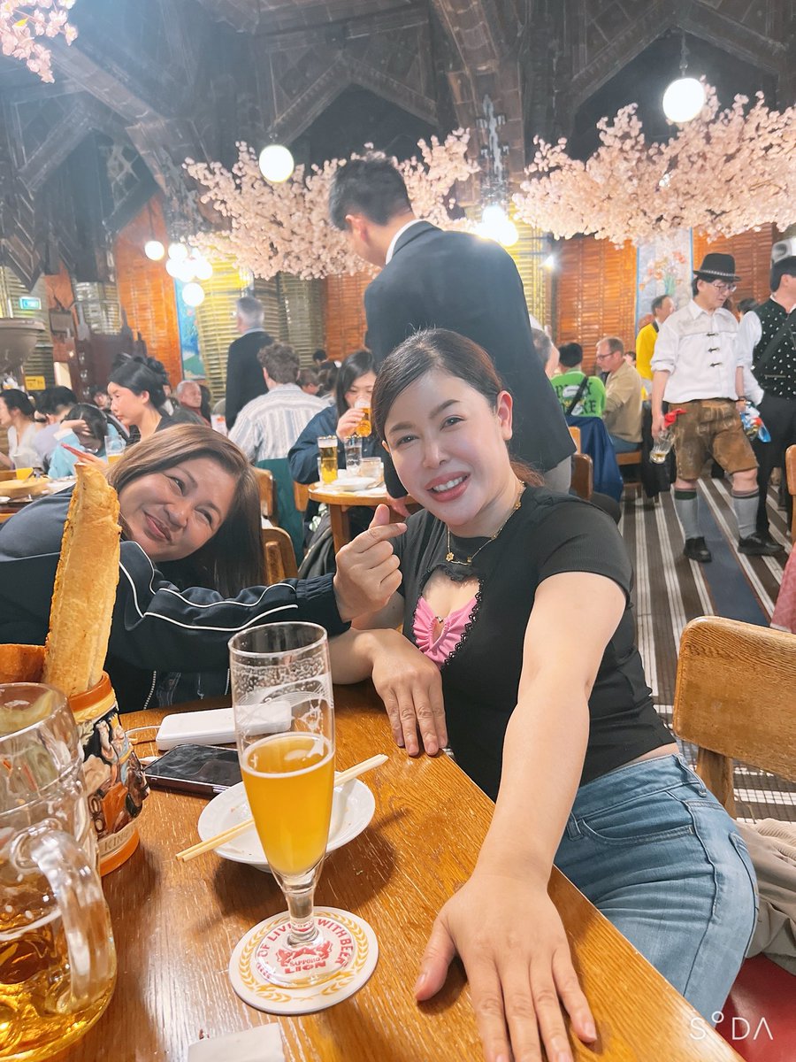 JeerananSiriph1's tweet image. ไว้เจอกันใหม่นะจ๊ะ สาวๆ ขอบคุณที่มาเที่ยวหากันนะจ๊ะ 😘❤️❤️❤️💋