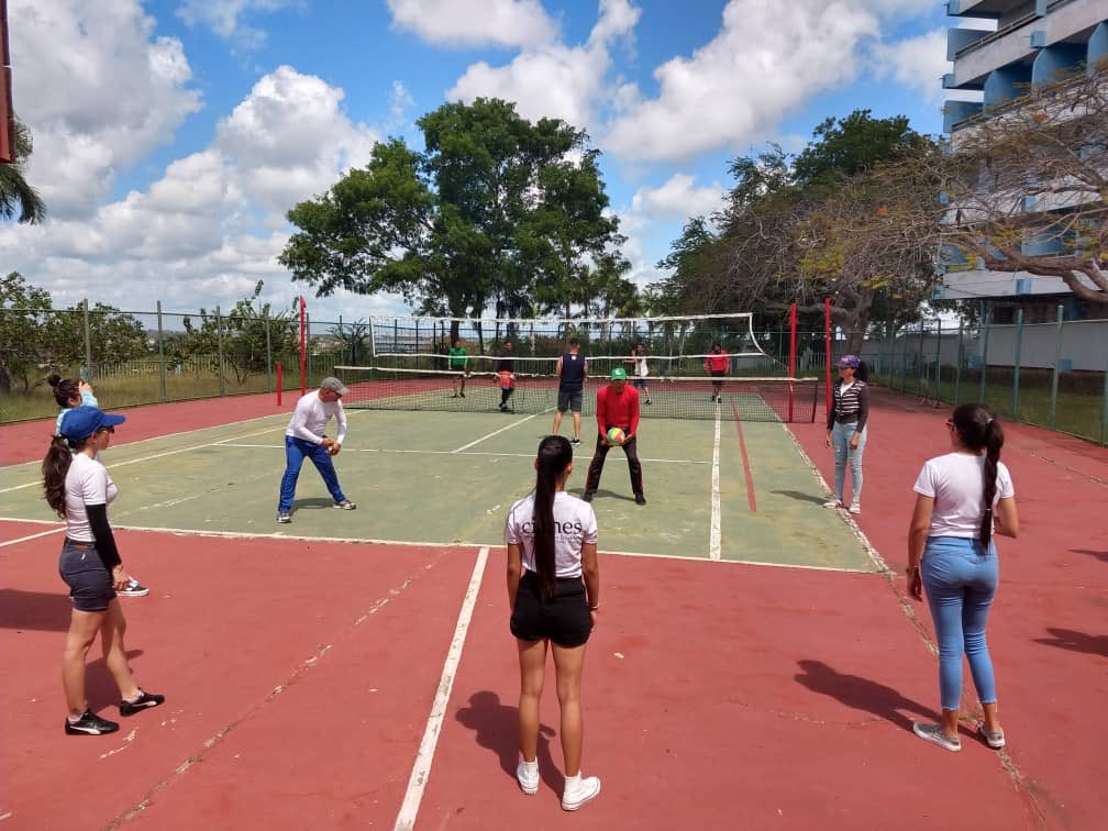 Leydis Ana tweet media