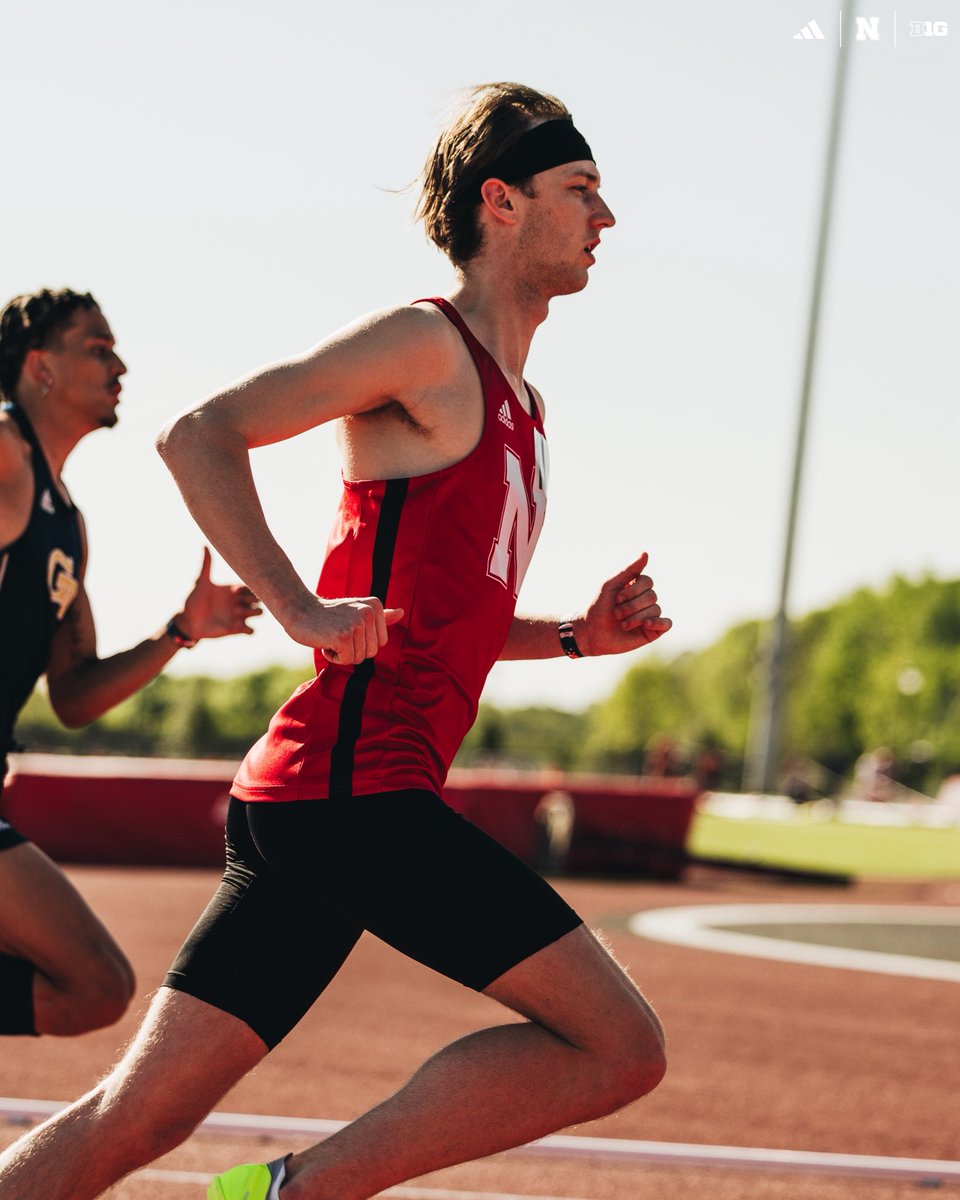 HuskerTFXC's tweet image. An 800m PR for Logan Lebo! 👏

⏱️ » 1:52.01