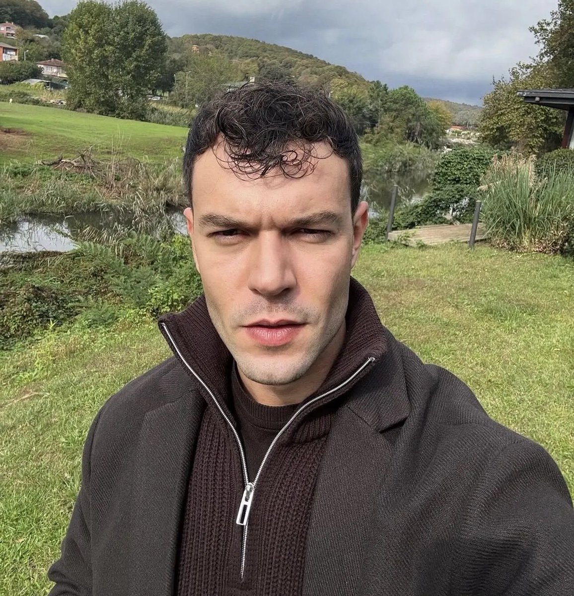 Bee Haber tweet media