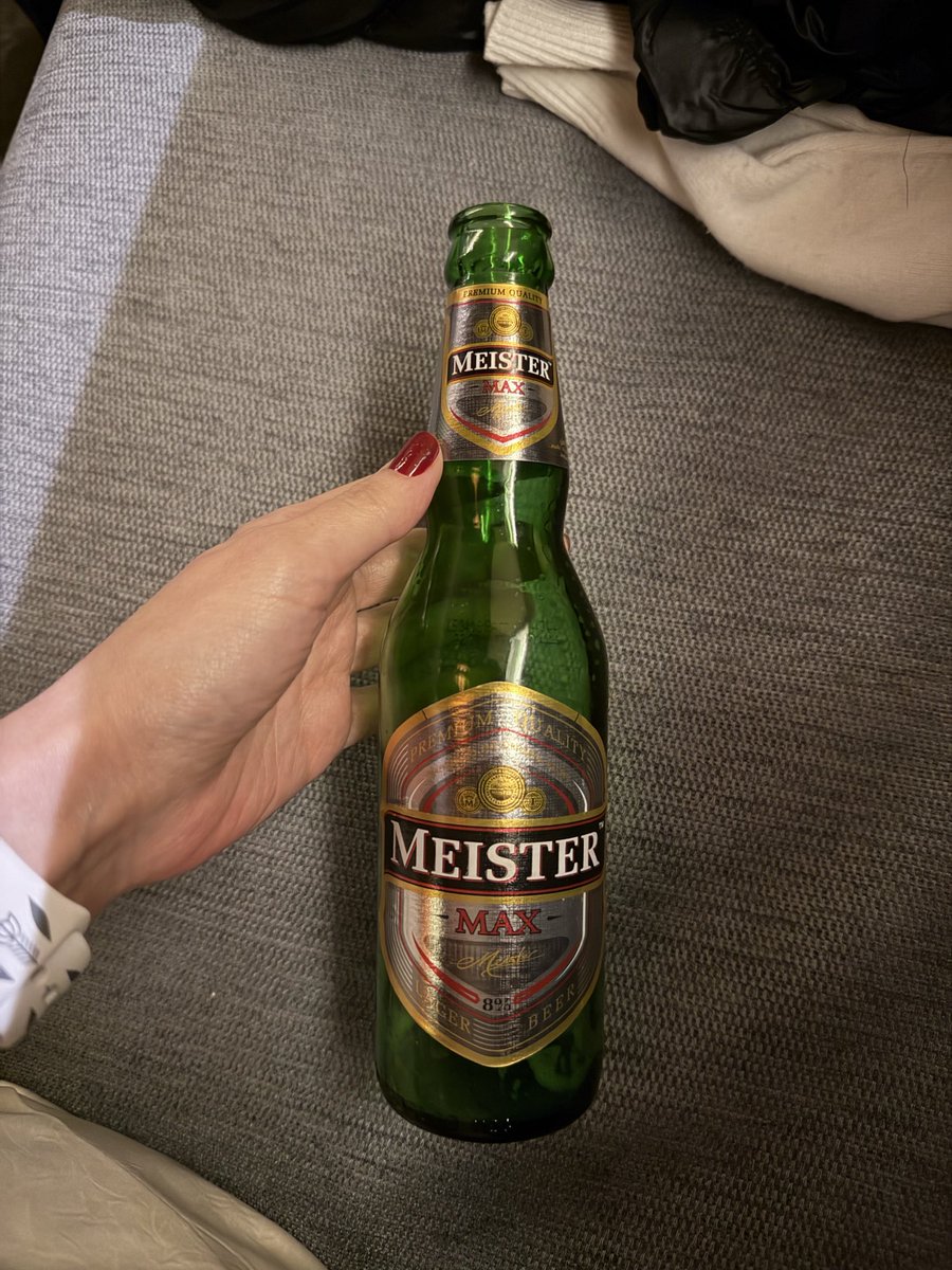 vasilia tweet media