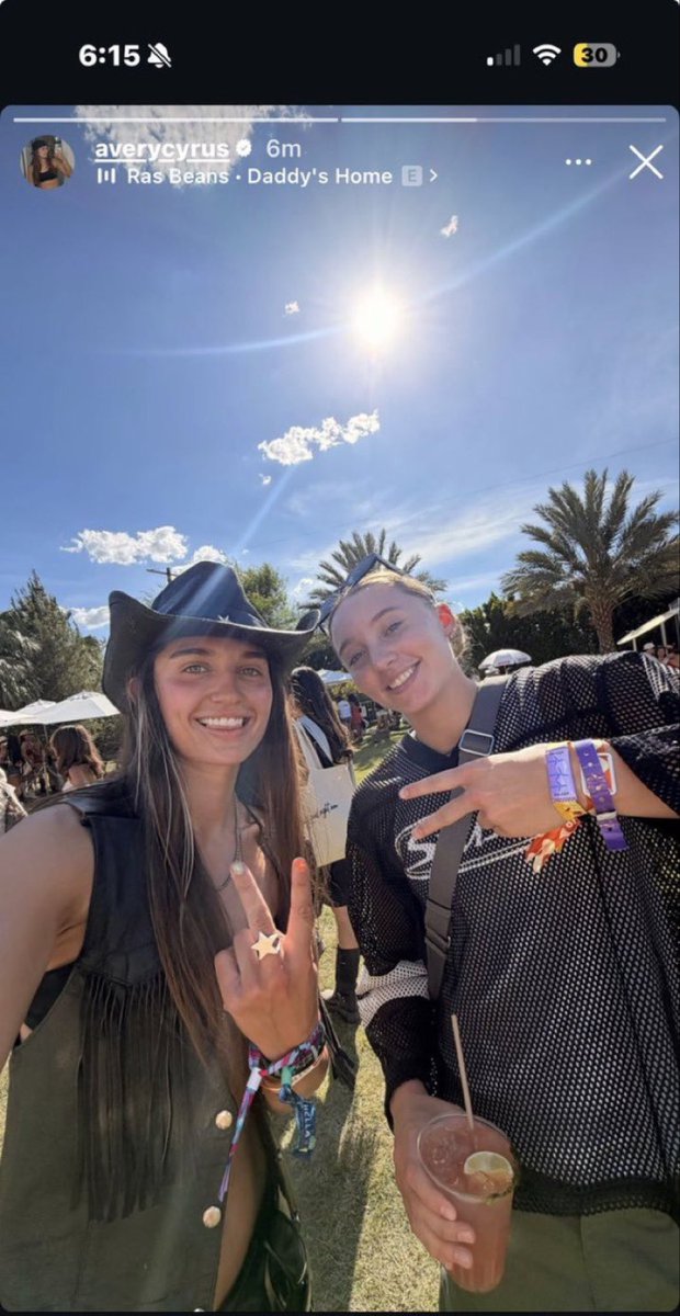 sofia 🧙‍♀️ tweet media