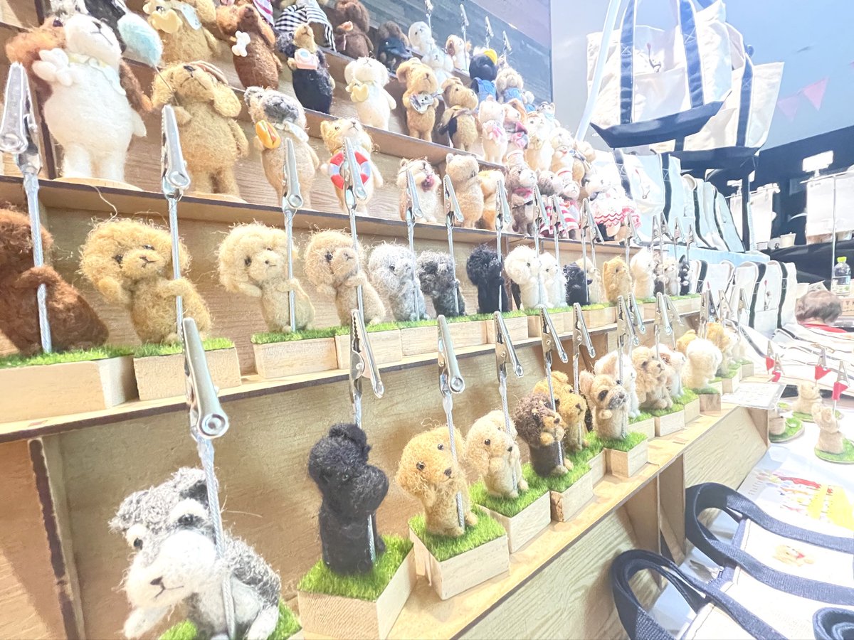 今日と明日は交通会館マルシェでお待ちしています。

★4/11(土) 12(日)
#交通会館マルシェ
場所…東京交通会館 1Fピロティ
有楽町駅から徒歩1分
時間…11:30〜17:30

#羊毛フェルト
#犬グッズ