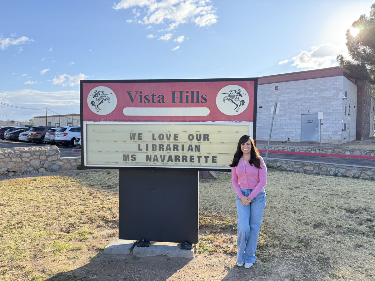 A huge shoutout to our amazing Vista Hills Librarian, Ms. Navarrette! 📚🩷📚 Thank you for sharing your passion for literacy and inspiring a love of reading and learning.  Happy National School Librarian Day! <a href="/Vistahillslibr1/">Jennifer Navarrette</a> 
❤️🛡️❤️ <a href="/VHESCrusaders/">Vista Hills Elementary</a> #CrusaderPride 🩷