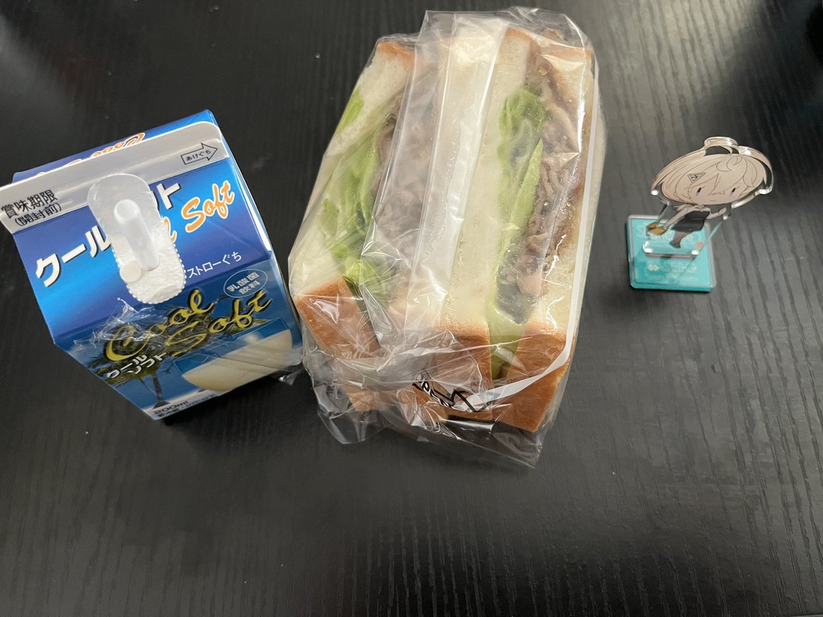 萩風バーガー提督 tweet media