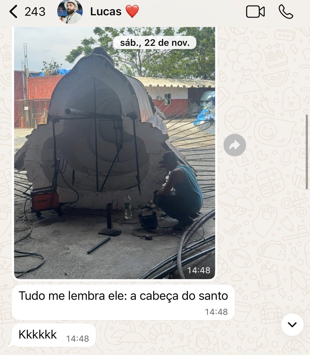 victor sem cabeça tweet media