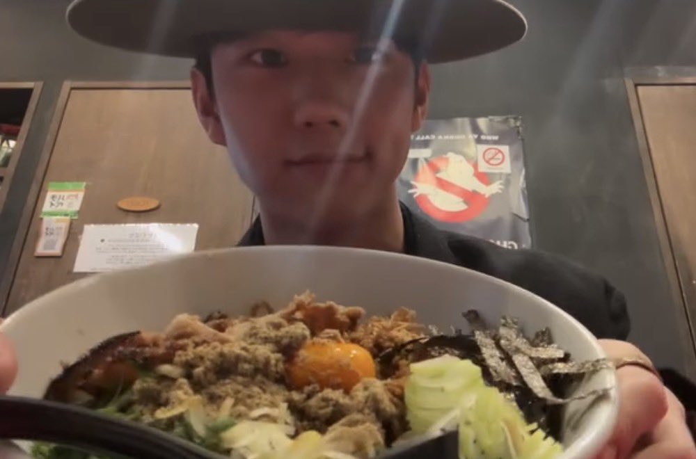 Puju_IT's tweet photo. 인탁이 일본 먹방 스팟🍜

📍카스가테이
📍마제소바 시치 https://t.co/hqHtRBVO6S