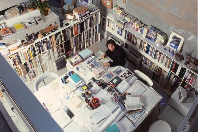 gormankind's tweet image. I saw a company describe their office as more of a workshop than a gallery and realized it captures exactly what I want

more creative chaos, corporate slop be damned