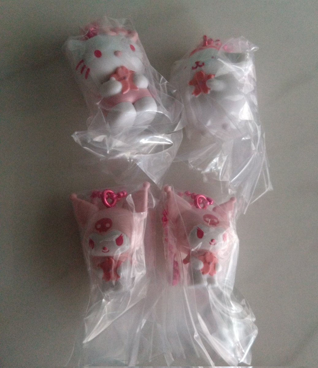 にょろ tweet media