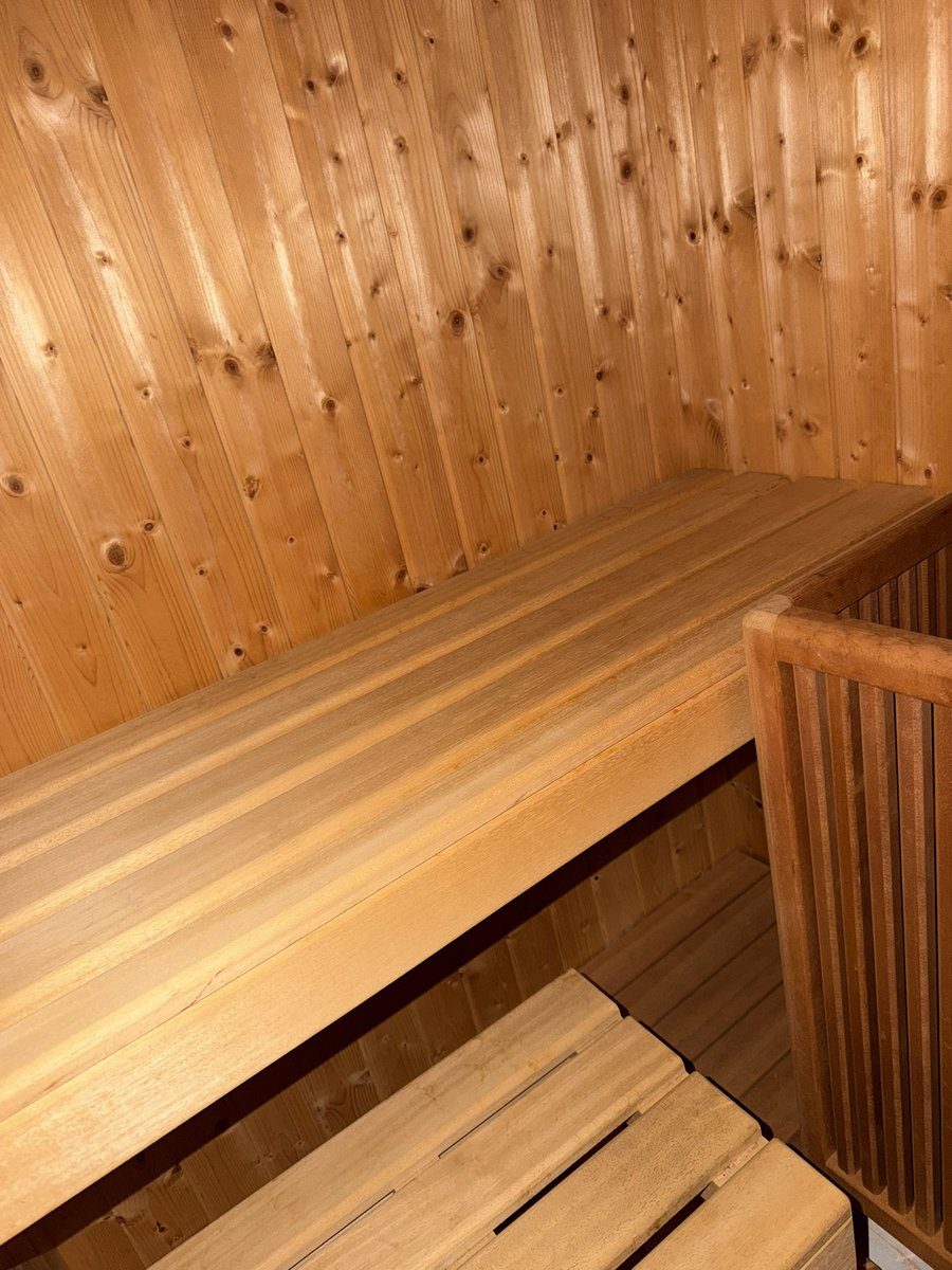 プリンセスゴリラ tweet media