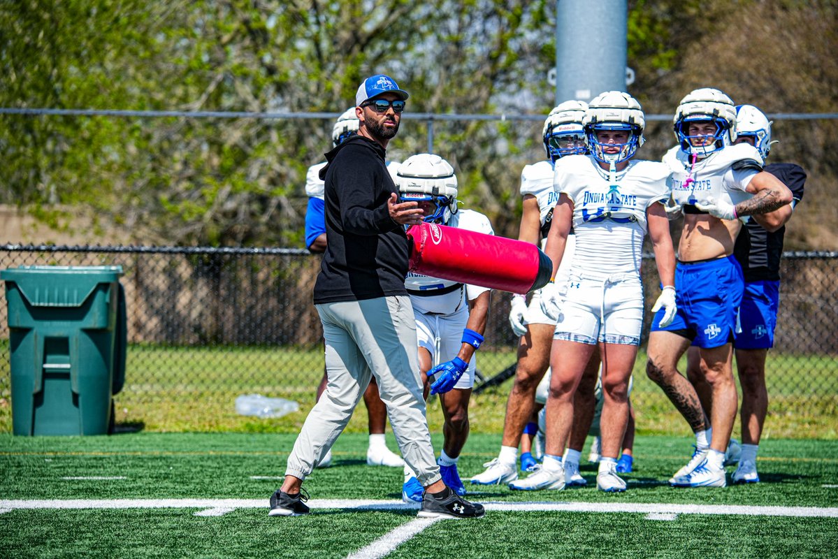 Manny Harris tweet media