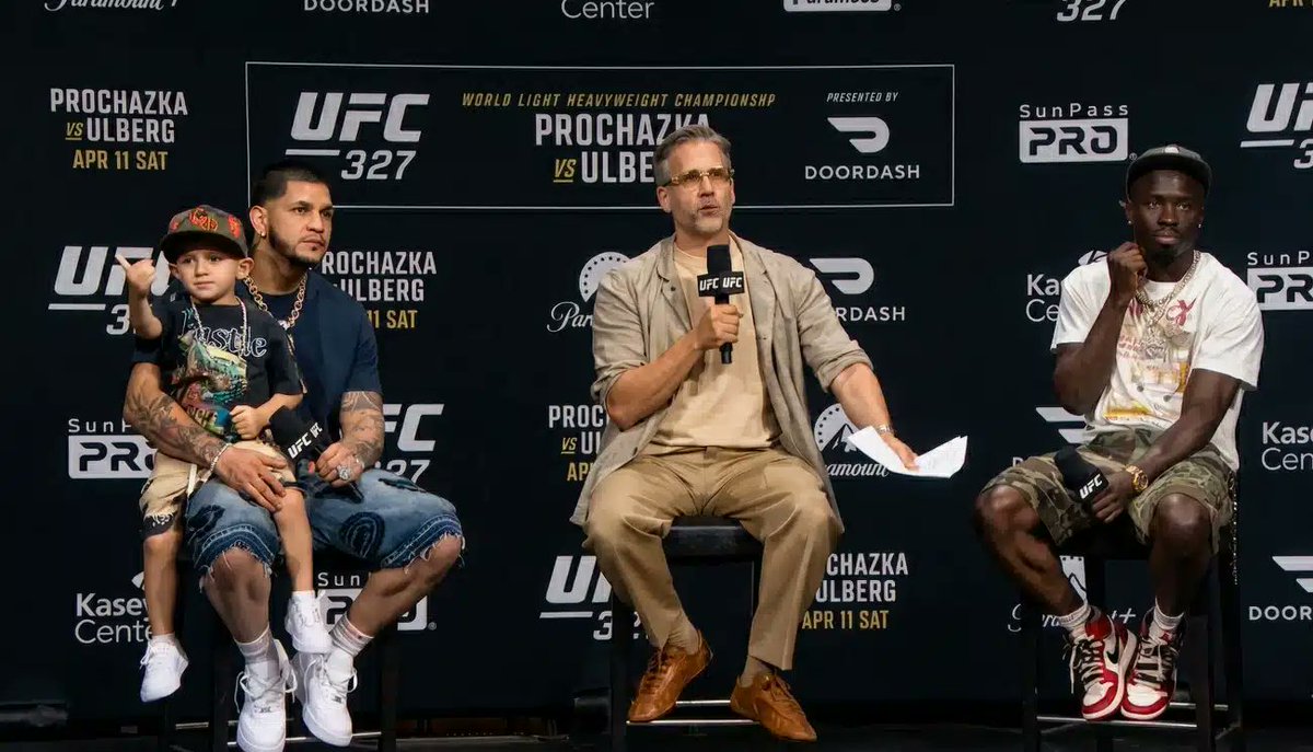 This is goofy Zuffa Boxing promoting their BOXERS with a giant UFC 327 backdrop behind them and NOTHING to identify the actual boxers and Max Kellerman doing the ultimate Shilling WTF #EGO