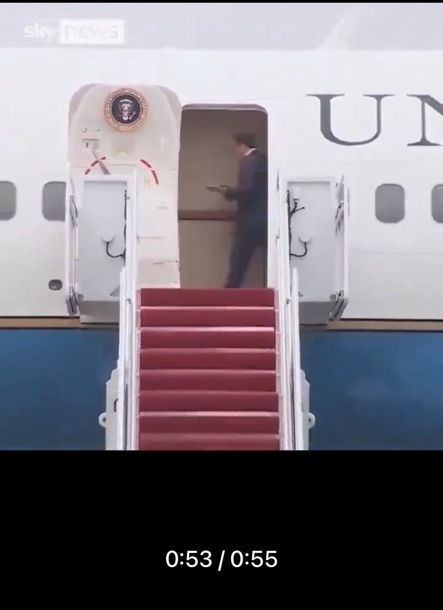 WeTheAnon17 tweet media