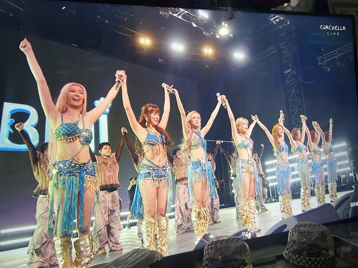 markcaingcoy's tweet photo. Grabe grabe!!! @BINI_ph kaka proud kayong walo! Congratulations team PH! 🇵🇭 #bini #coachella #biniatcoachella #biniph @ABSCBN ❤️💙💚 https://t.co/lJkUAQtqwl