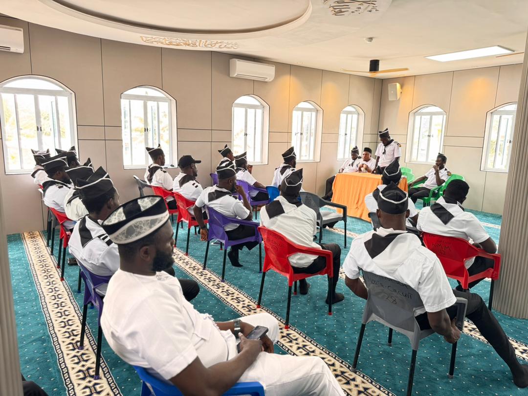 Khuddam Ghana tweet media