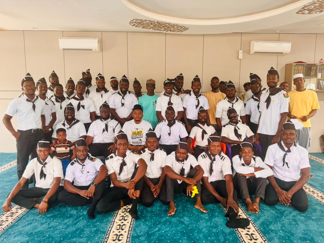 Khuddam Ghana tweet media