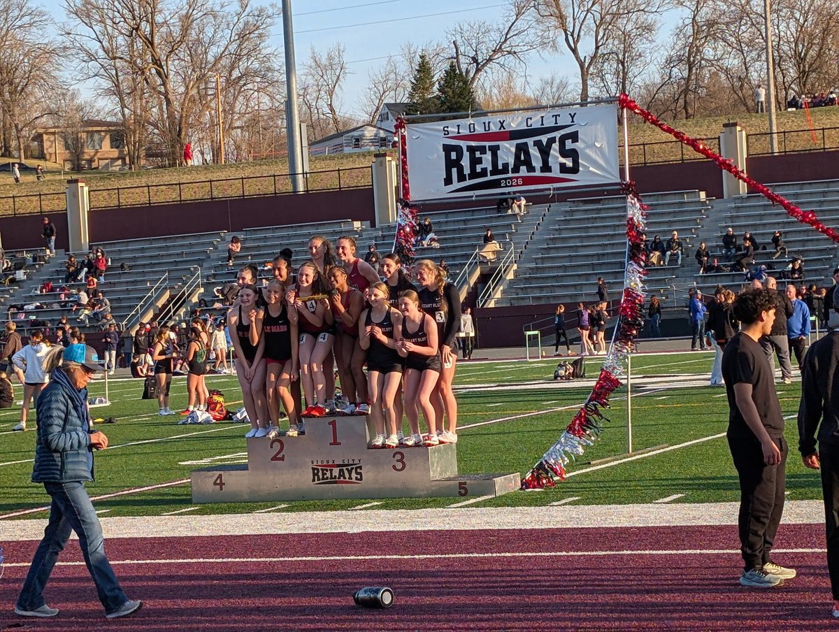 Bulldog Track & Field tweet media