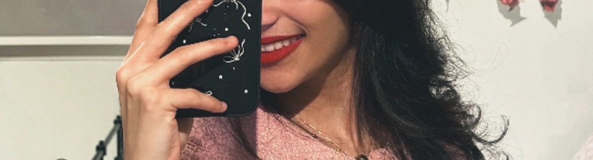 Nabixl2's tweet photo. Loving him was red 💋💋 https://t.co/9ySfUbXk05