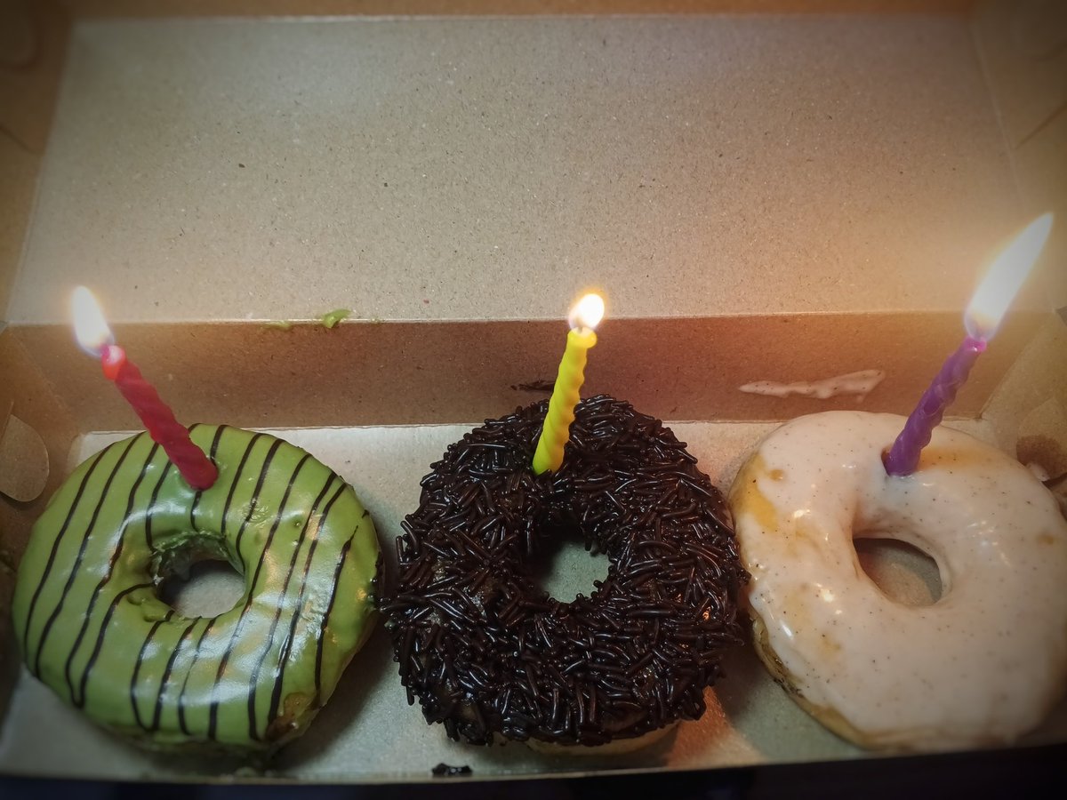 chaikucingoyen tweet media