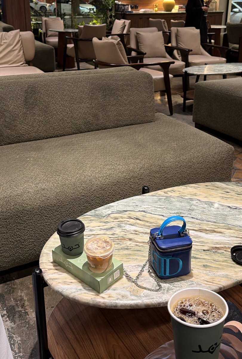 𝐋𝐮 tweet media