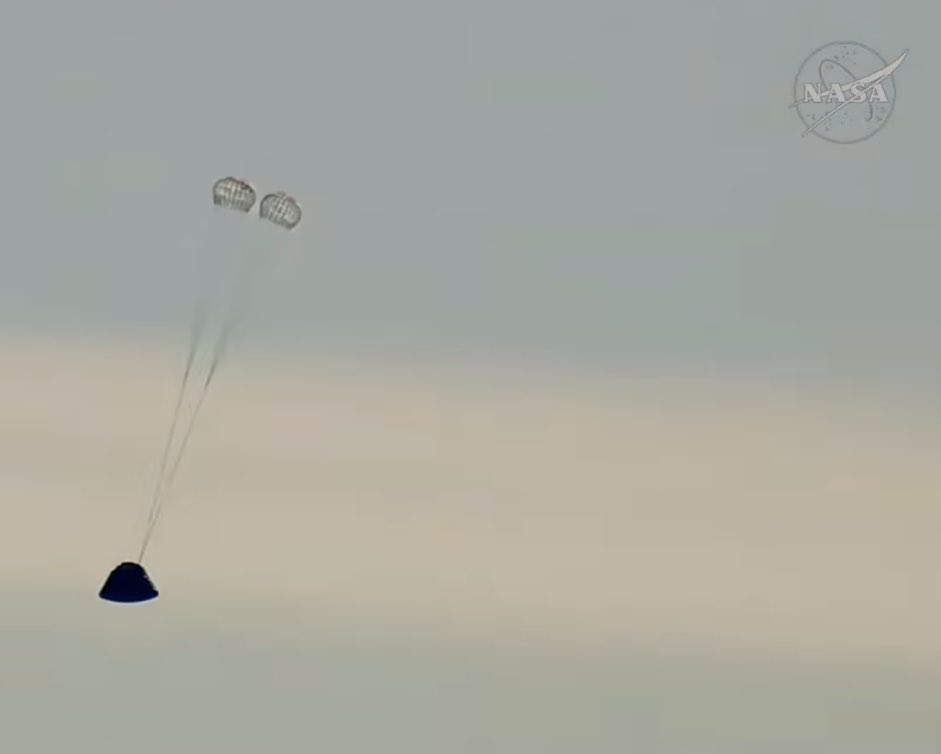 theBreakerNews's tweet image. #Splashdown #Integrity #Artemis