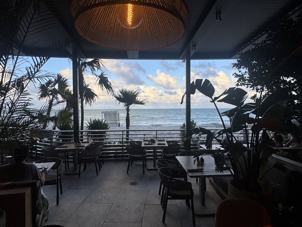 DubC702's tweet photo. A2 | Systems Tech - Another very smooth and successful show in the books @ #TheDiplomat Beach Resort in Hollywood, FL. Next stop, Orlando! #A2 #SystemsTech #dandb #R1 #Arcadia #WWB #Dante https://t.co/DphTspgkLk