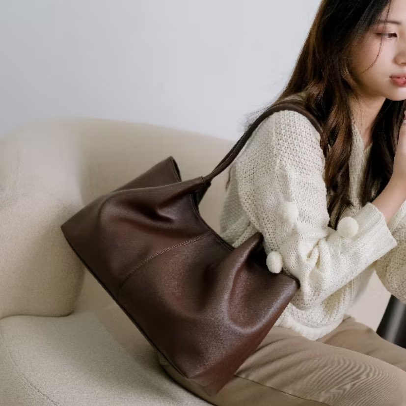 thisratri's tweet image. 👜Rekomendasi Tas Kerja dan Kuliah yang Tempurrr👜

✅stylist,multifungsi
✅compartment banyak
✅harga terjangkau

#rekomendasi #taskuliah #taskerja #totebag #tastempur #review