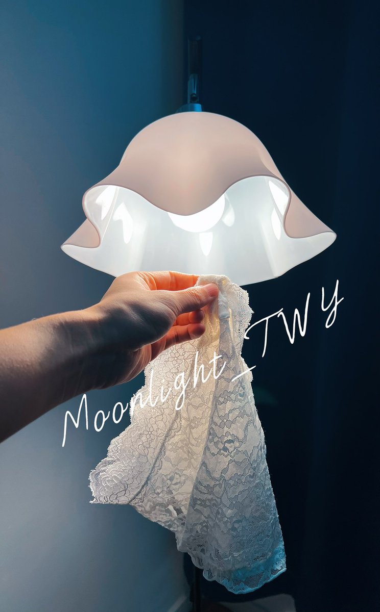 Moonlight tweet media