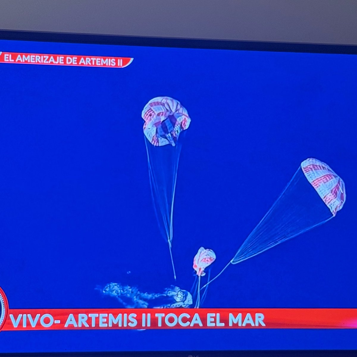 Luciana BR tweet media