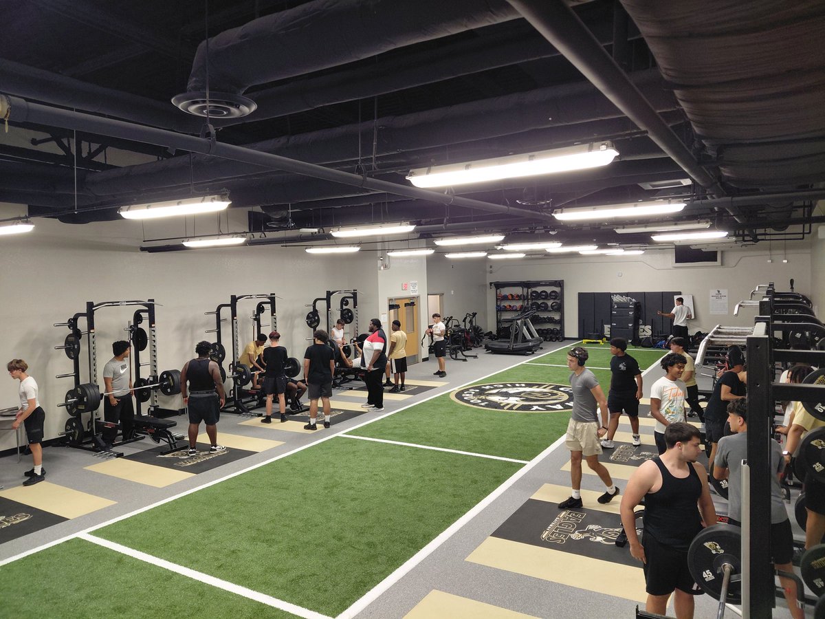 Gateway HS Football tweet media