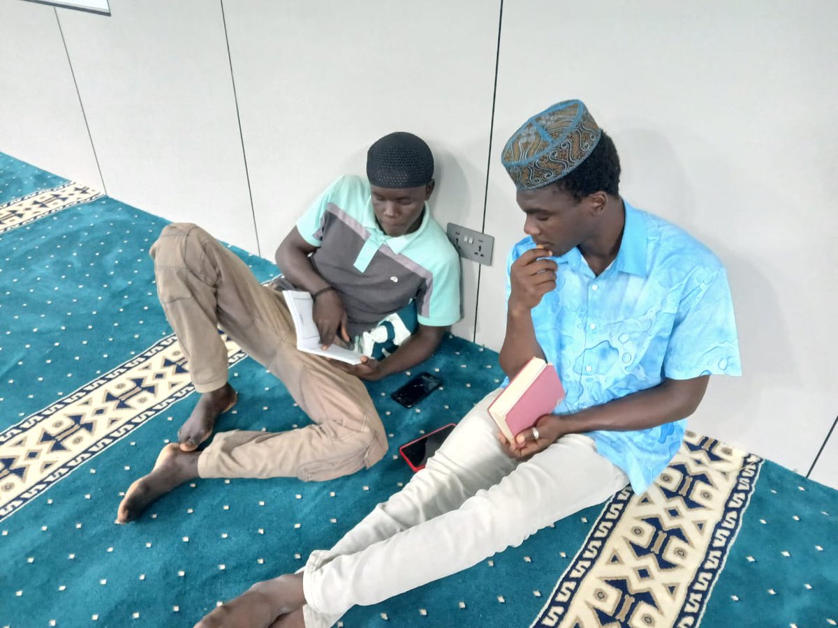 Khuddam Ghana tweet media