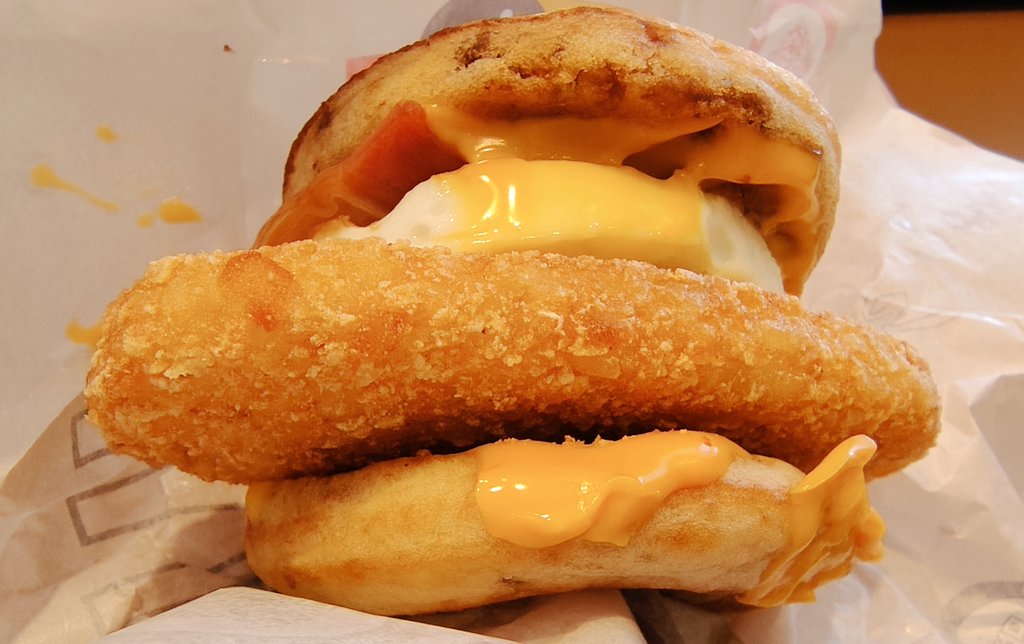 びぎん tweet media