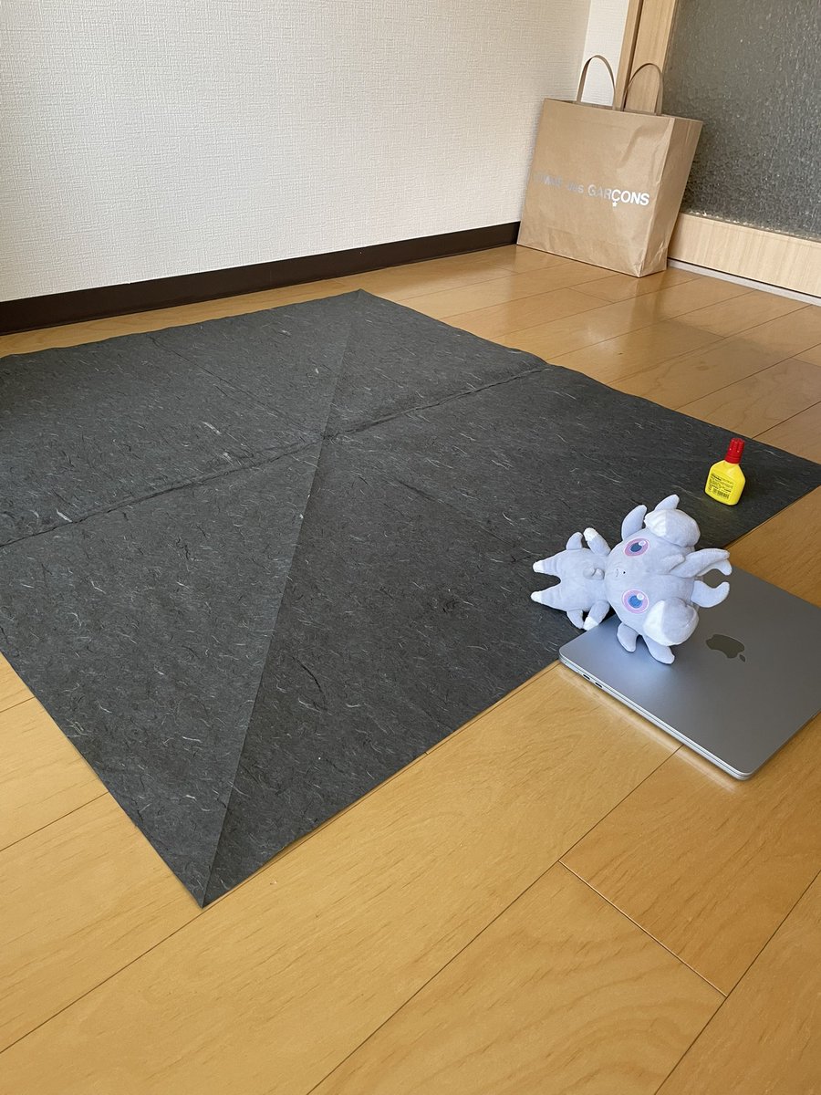 せん tweet media