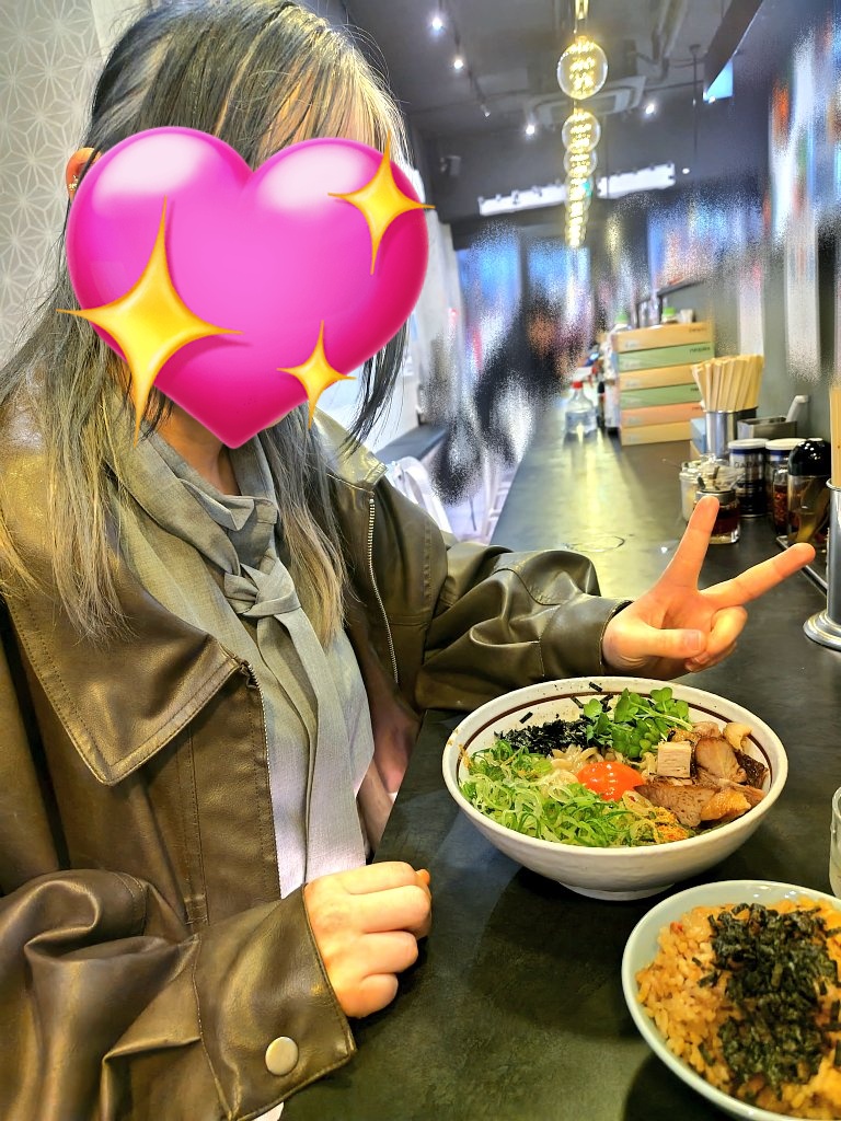 007推し tweet media