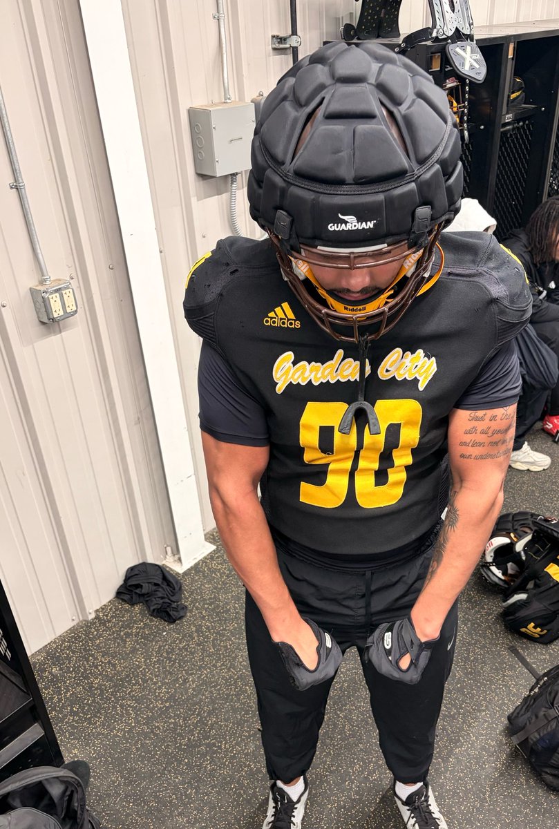 Jovaun Davis tweet media