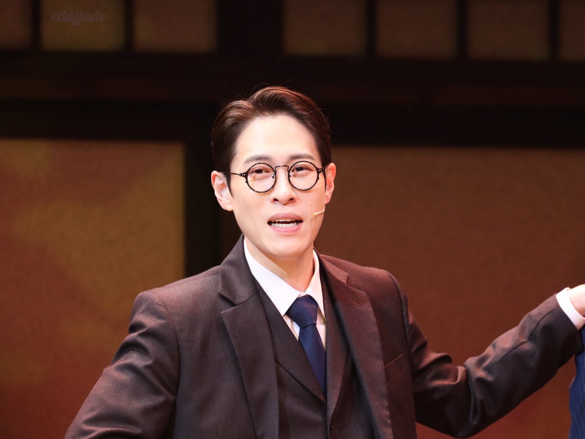 💌앵렡4/19낮 22 26밤5/7 14🥀븎감5/15➡️모모🫨 tweet media