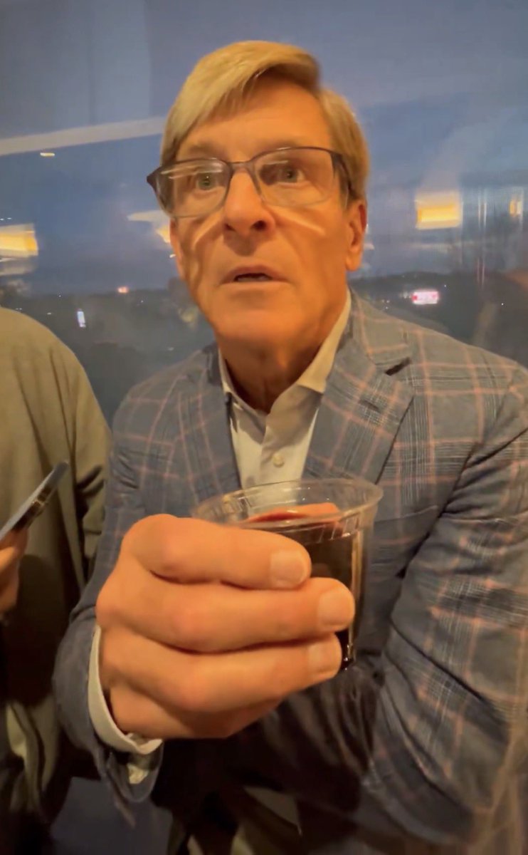 Mike Zornek, is looking for work. tweet media