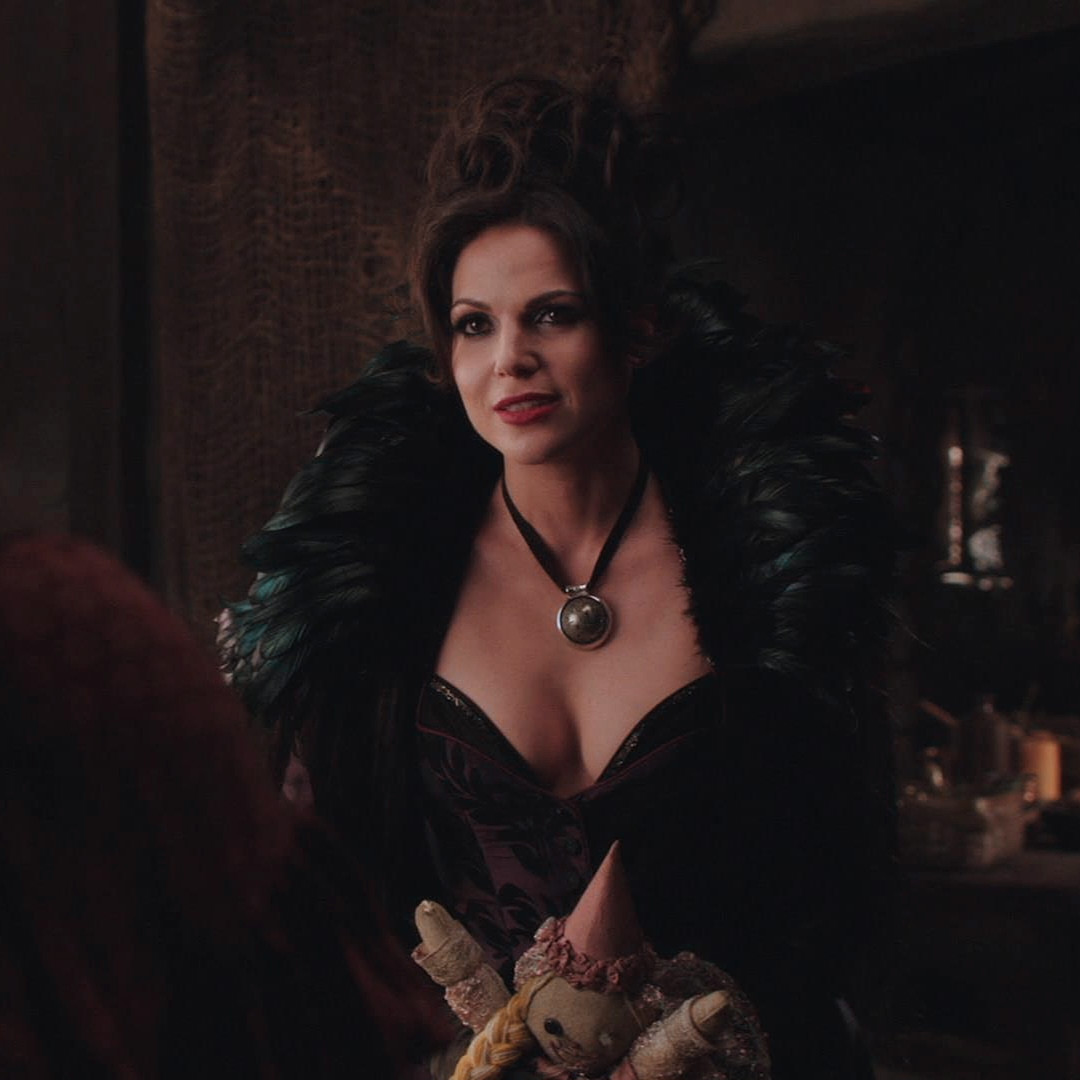 evil queen & ef regina tweet media