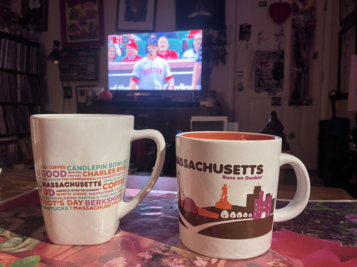 Drinking some nite coffee from some thematically appropriate mugs and watching the game ⚾️