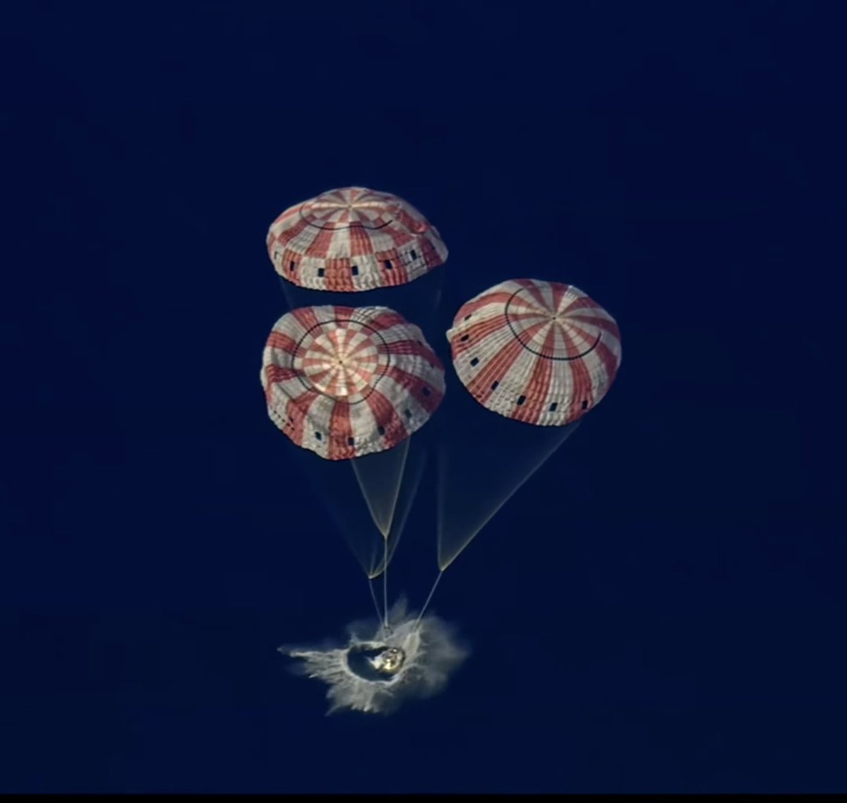 Andrew McCarthy tweet media