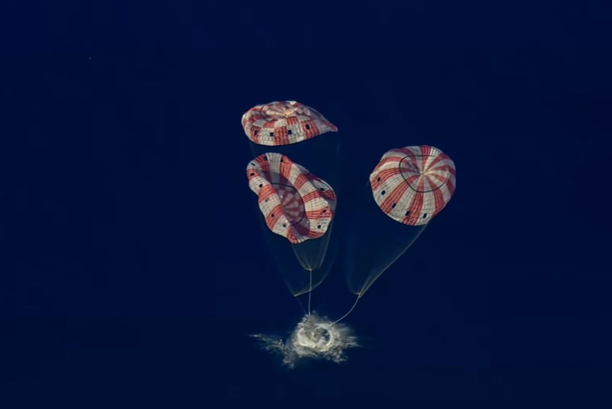 apo eats astrophage tweet media