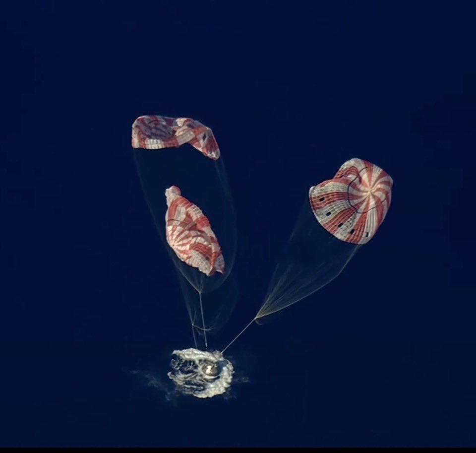 Canada Hates Trump tweet media