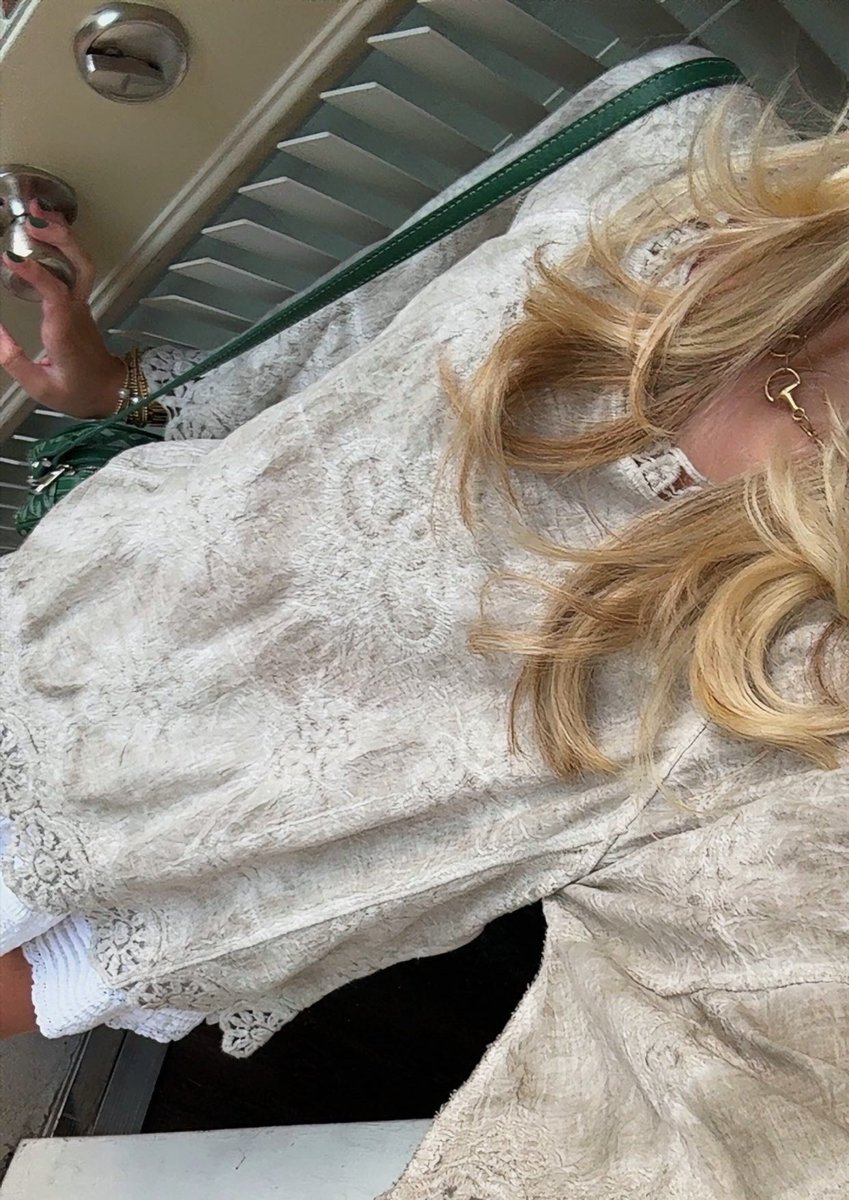 MorganSchoell's tweet image. Forcing my parents to eat alligator at dinner #geaux